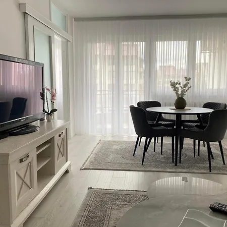 Rose Apartman